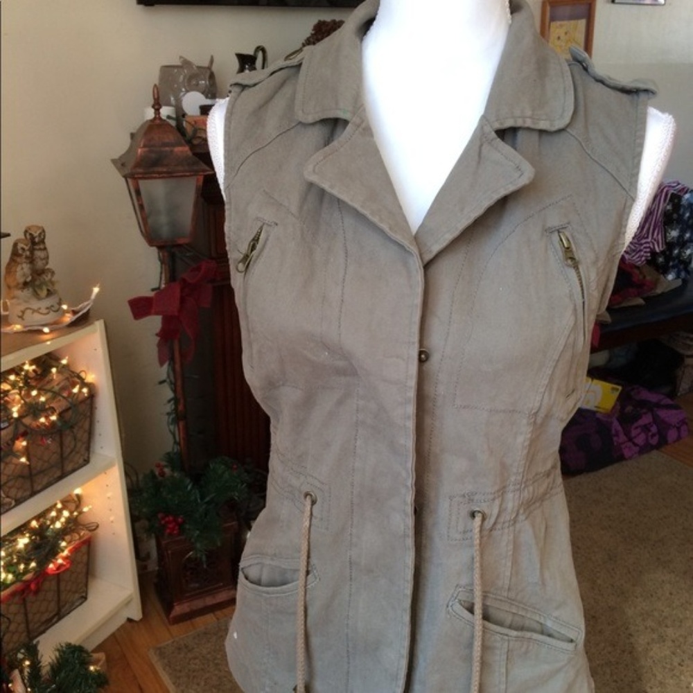 Almost Famous Very Stylish Grey Vest